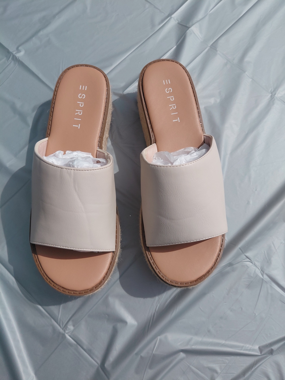 NWOT Esprit Women’s Sz 8.5 Cream Espadrille Slide Platform Sandals